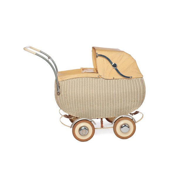 Old_Pram-1940-1